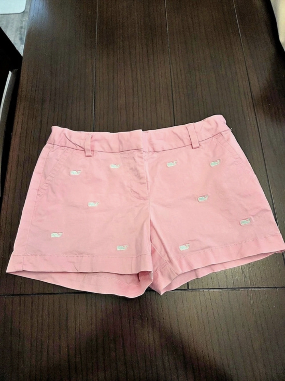 vineyard vines On-The-Go Whale Embroidered Shorts Pink Size 14